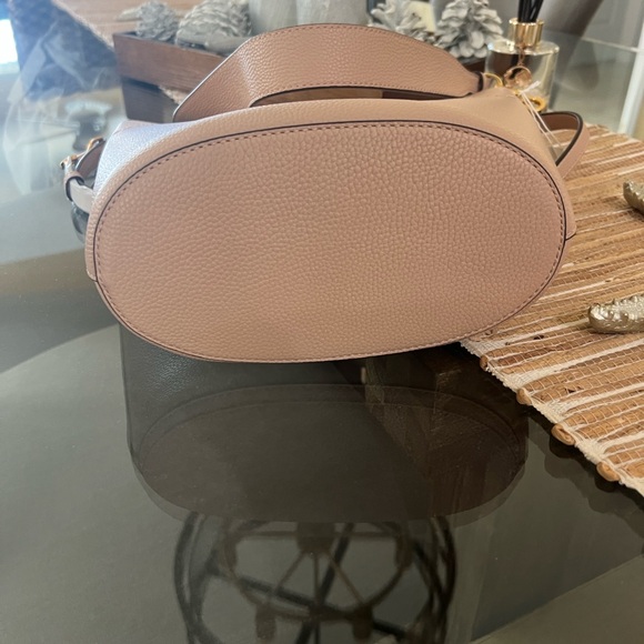 Tory Burch Blush Pink Shoulder Bag - Picture 11 of 14